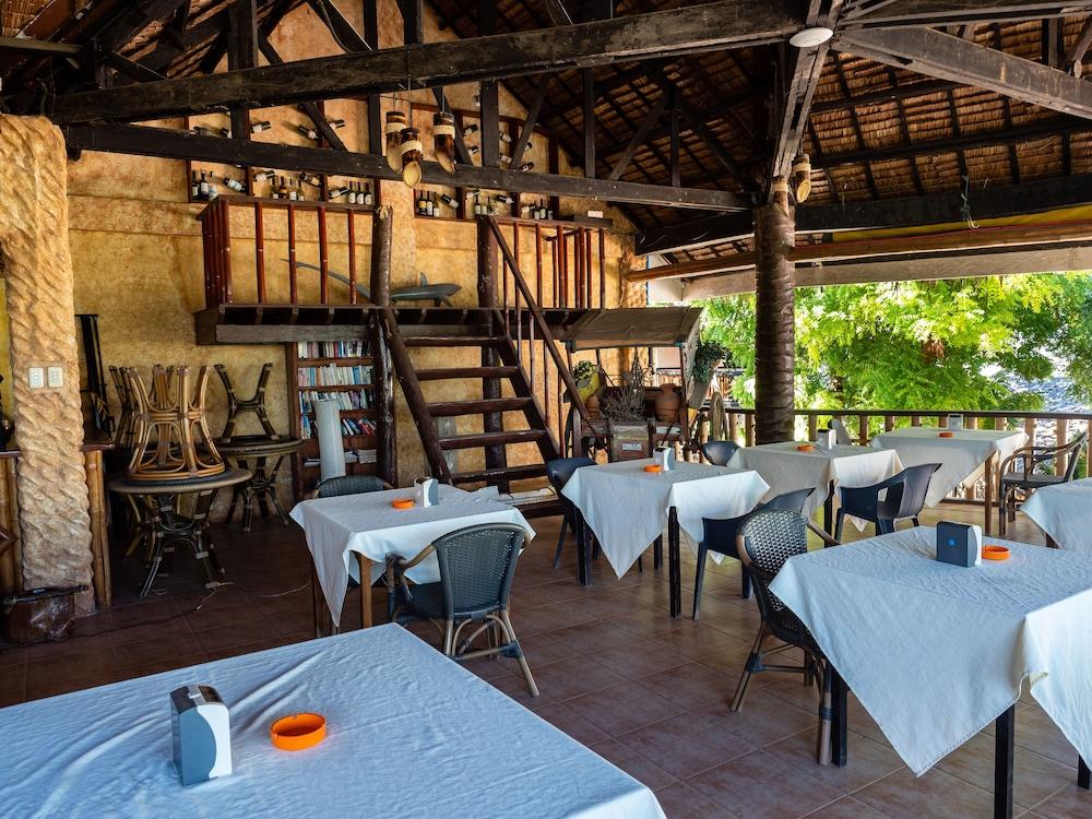 Hippocampus Beach Resort Логон Экстерьер фото